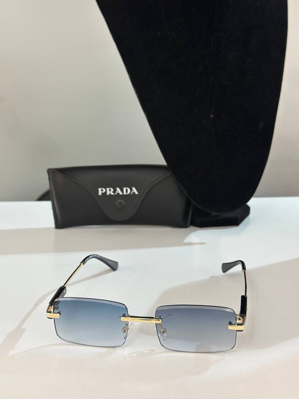 PRADA GÖZLÜK