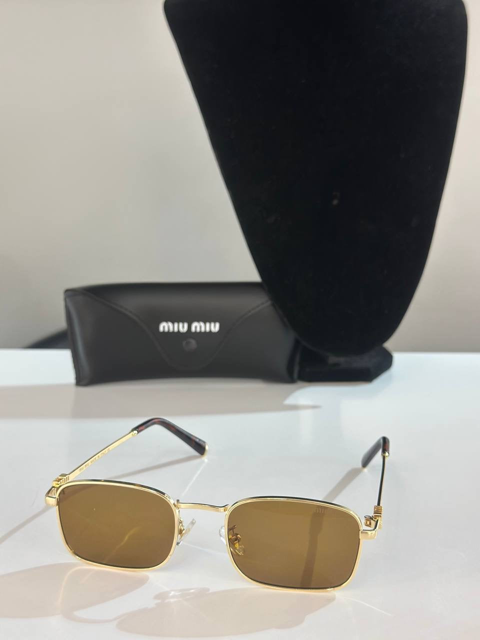 MIU MIU GÖZLÜK