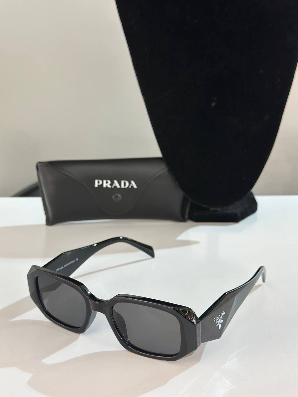 PRADA GÖZLÜK